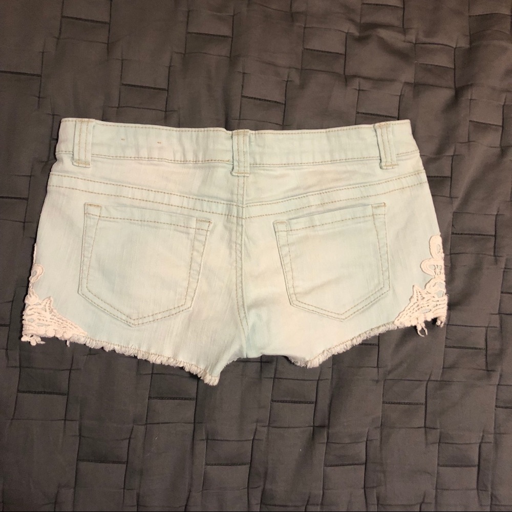 Mossimo Short Shorts - Picture 2 of 4